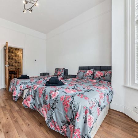 Cozy Wimbledon Apartment Londra Dış mekan fotoğraf