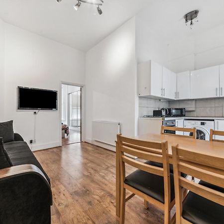 Cozy Wimbledon Apartment Londra Dış mekan fotoğraf
